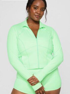 Fabletics NWT Perfect Storm Cropped Train Jacket 1X